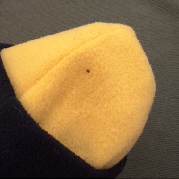 Vintage Casual Connections Fleece Beanie - Picture 4 of 4